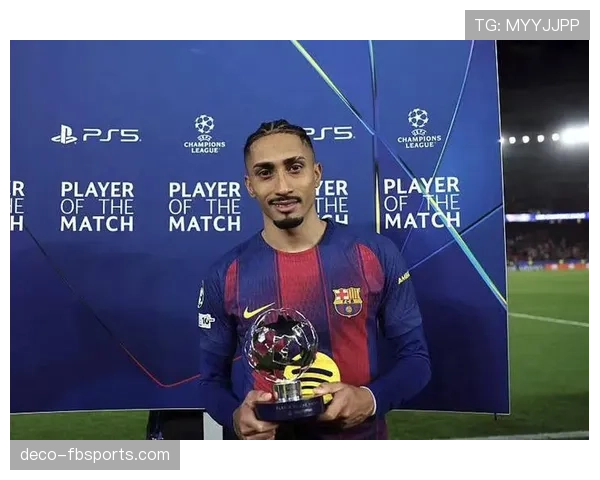 萨卡与拉菲尼亚：技术型边锋的战术角色与数据对比