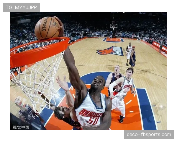 奥卡福内线挡拆制造优势提升篮下得分效率